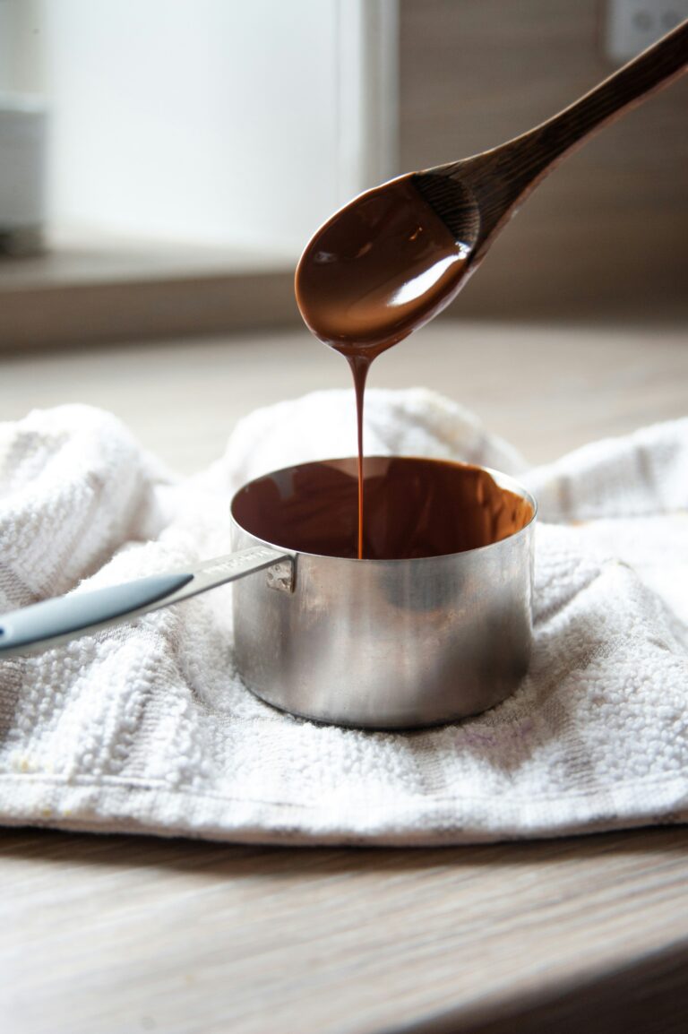 Rezept für ein Cremiges und nährendes Tahini-Cacao-Elixier mit Heilpilzen