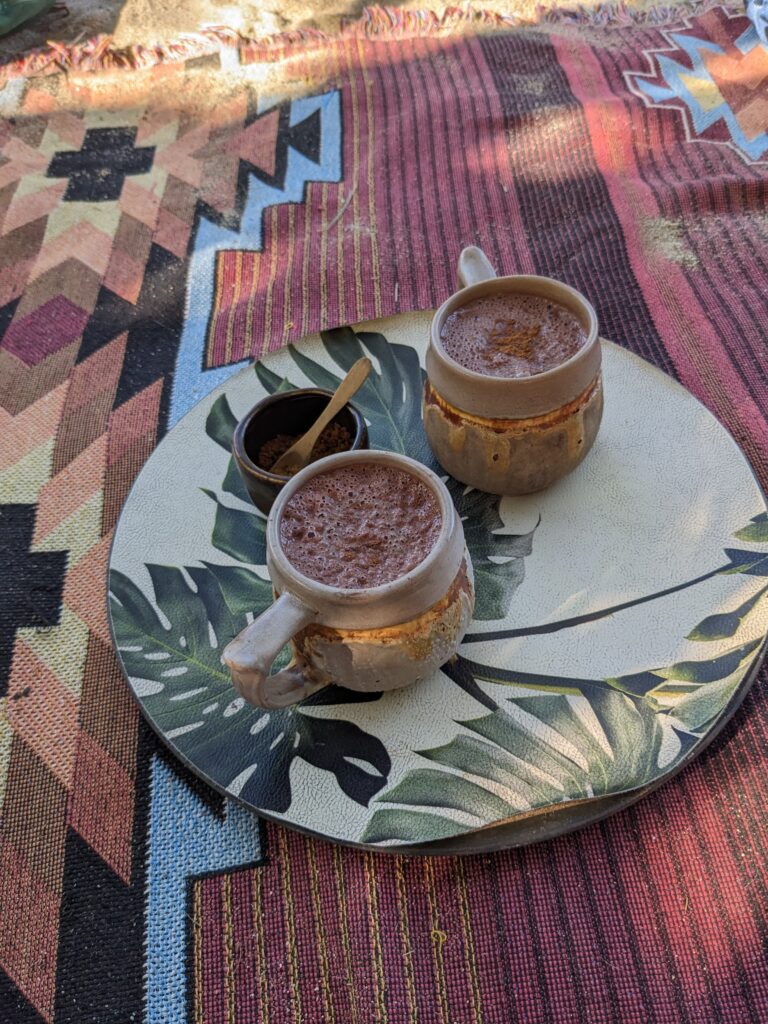 Wie Cacao deine weibliche Hormonbalance unterstützt